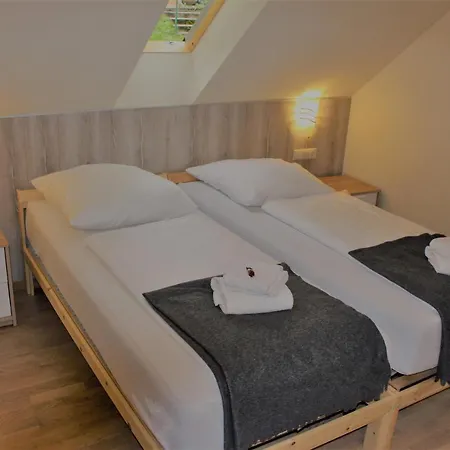 Lettisches Haus Zajazd 2*